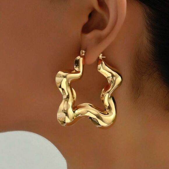 Geo  hoop  earrings  A125 - Picture 1 of 5